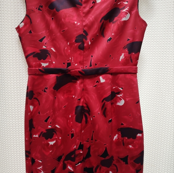 Red Little Number Dress - Picture 3 of 5